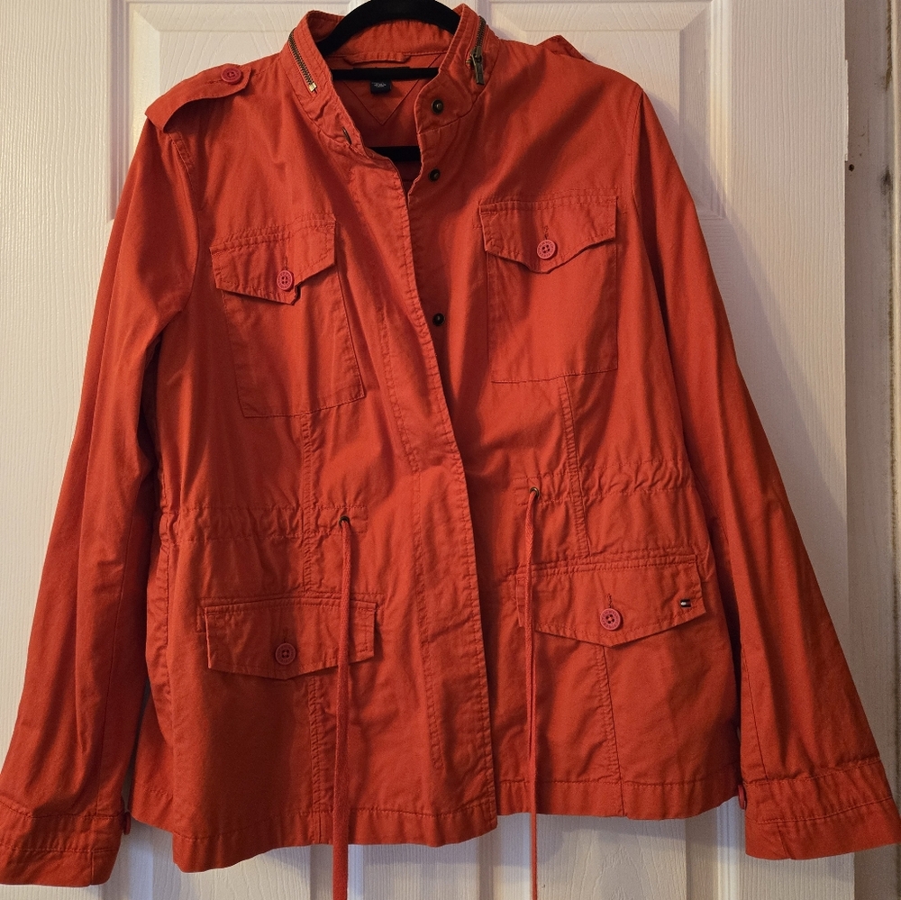 Tommy Hilfiger Woomen's Lightweight Everyday Weather Resistant Windbreaker